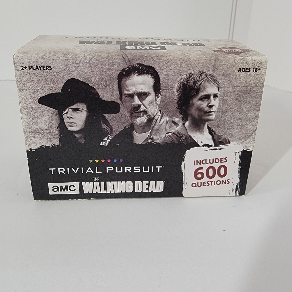 The Walking Dead (TV) Trivial Pursuit Add-On Game Card Set (600 Questions)